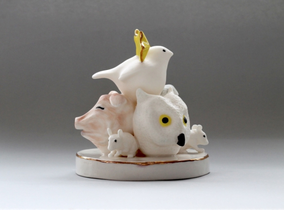 Daiena Embida / Diana Ambida (Kanāda / Canada) "Dzīvnieku totēms / Animal Totem", porcelāns, 2015